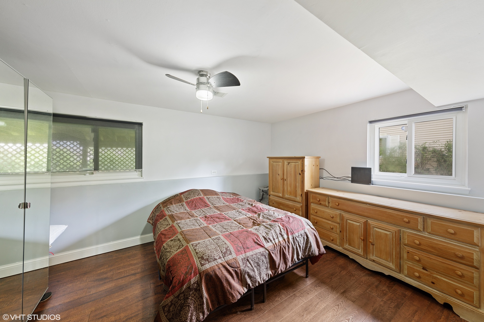 301 North Rohlwing Road Palatine, IL 60074 - Photo 12 of 14 Gallery Image 12