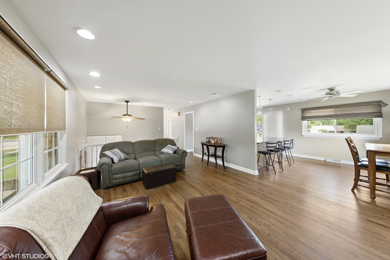 301 North Rohlwing Road Palatine, IL 60074 - Photo 3 of 14 Gallery Image 3