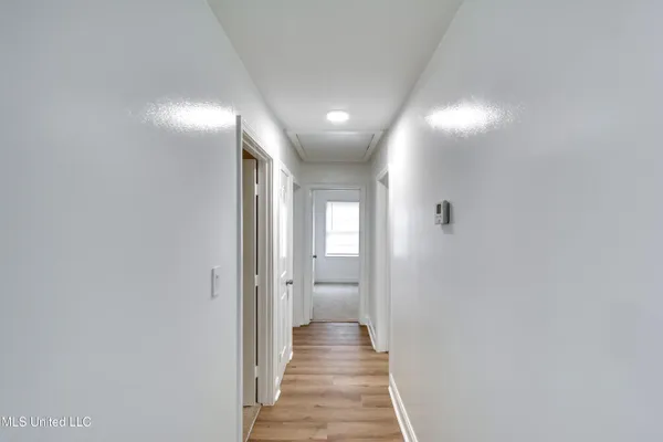 $95,000 | 1872 Shady Ln Drive, Jackson, MS 39204