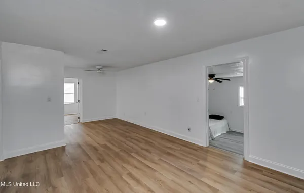 $95,000 | 1872 Shady Ln Drive, Jackson, MS 39204