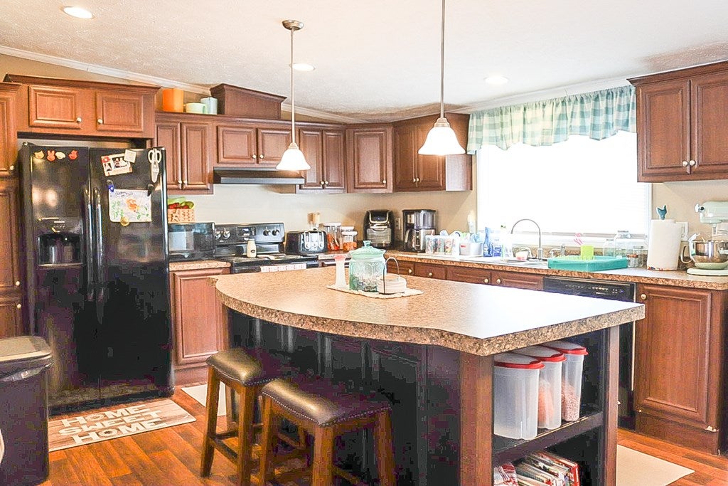 1193 Peeled Poplar Road Grundy, VA 24614 - Photo 28 of 62 Gallery Image 28