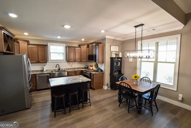 $440,000 | 800 John E Sullivan Road, Byron, GA 31008