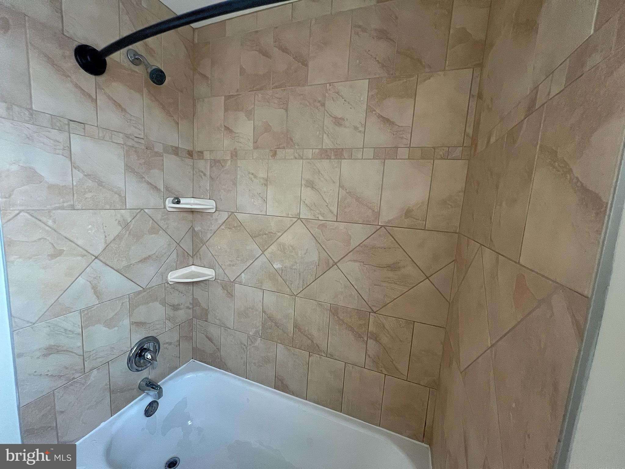 4221 Roland View Avenue Baltimore, MD 21215 - Photo 8 of 14