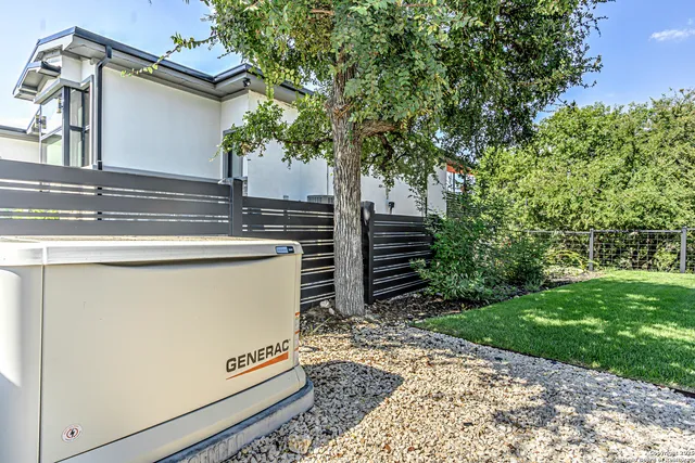 $915,000 | 2705 Campestres, Spring Branch, TX 78070