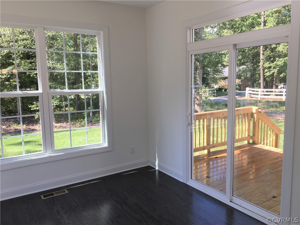 8828 Roberta Road Mechanicsville, VA 23116 - Photo 10 of 26 Gallery Image 10