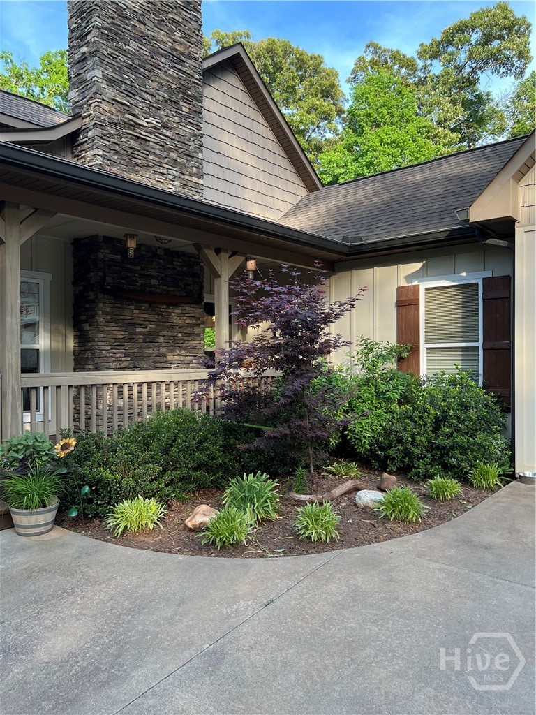 1260 Nelms Road Carnesville, GA 30521 - Photo 29 of 30 Lush Landscaping
