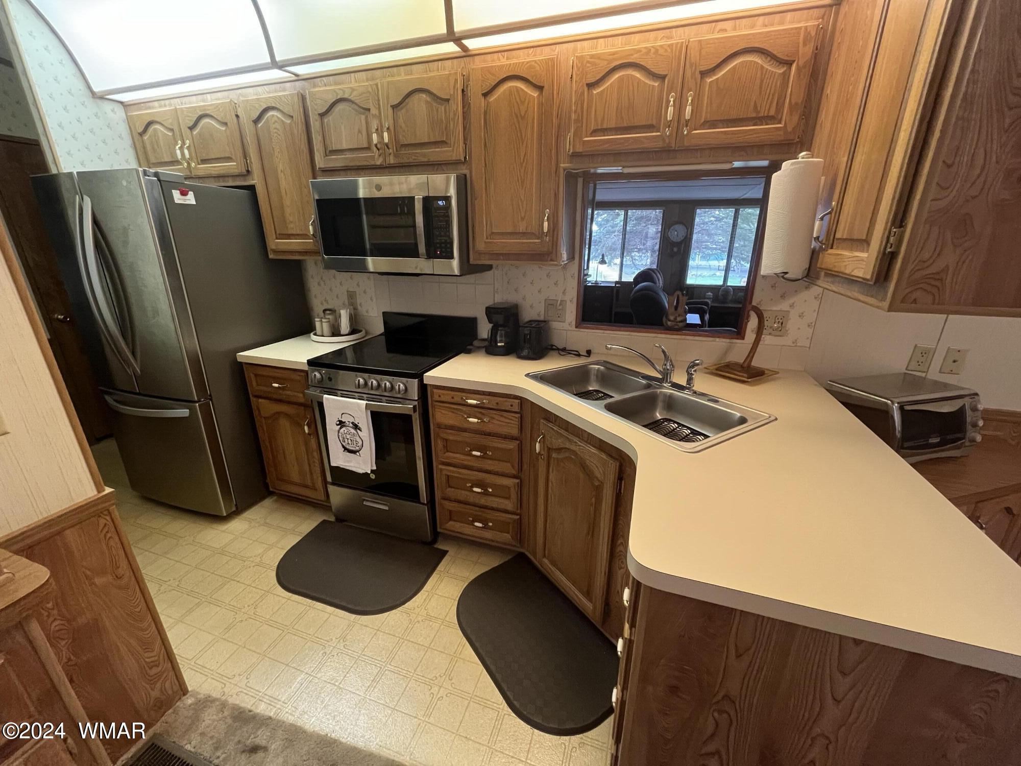 8220 Rainbow Loop, Unit 529 Show Low, AZ 85901 - Photo 11 of 38
