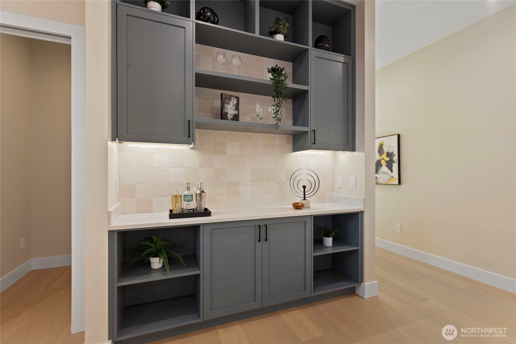 6543 Chapin Place North Seattle, WA 98103 - Photo 10 of 40 a room with cabinets and table