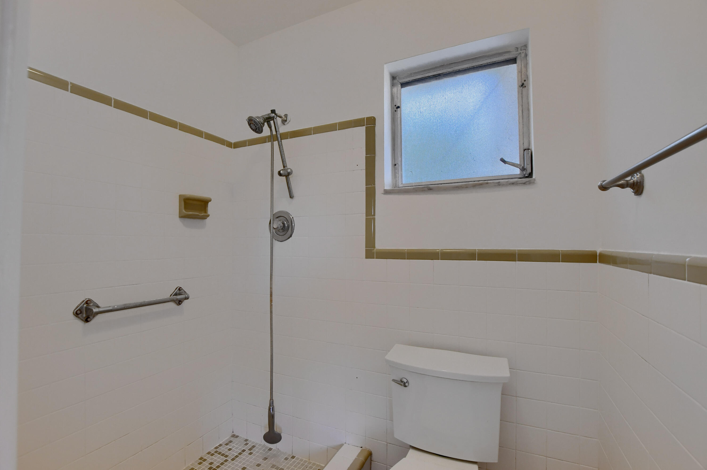 242 Southwest 4th Street Boca Raton, FL 33432 - Photo 16 of 28 Master Bedroom