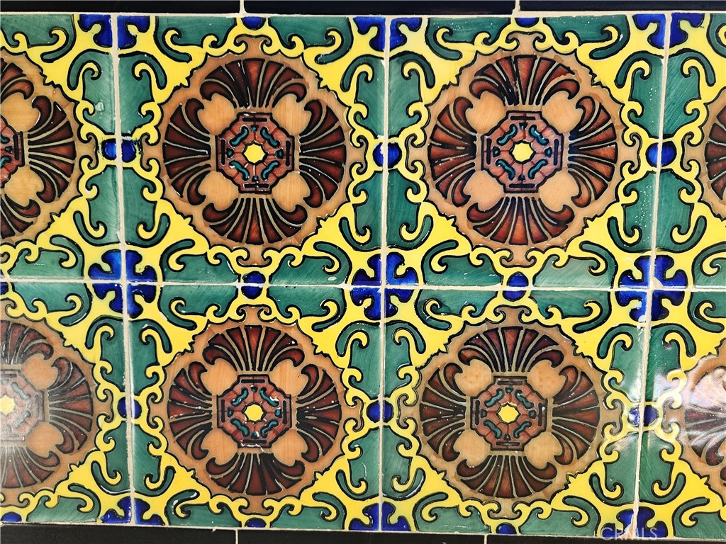 2824 Chestnut Avenue Long Beach, CA 90806 - Photo 18 of 46 original kitchen tile