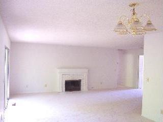 8 Meadowgreen Circle Santa Rosa, CA 95409 - Photo 3 of 5 Gallery Image 3