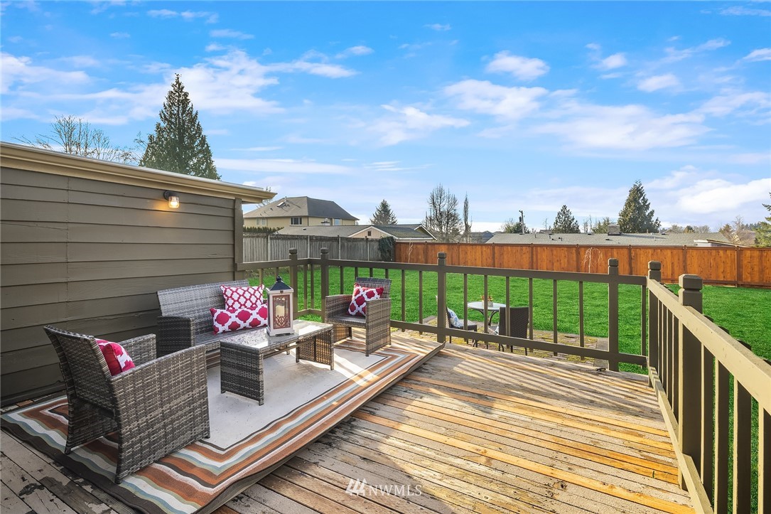 12469 156th Avenue Southeast Renton, WA 98059 - Photo 17 of 21 Gallery Image 17