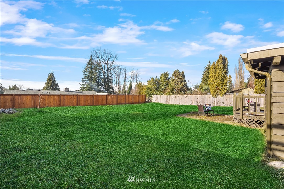12469 156th Avenue Southeast Renton, WA 98059 - Photo 18 of 21 Gallery Image 18