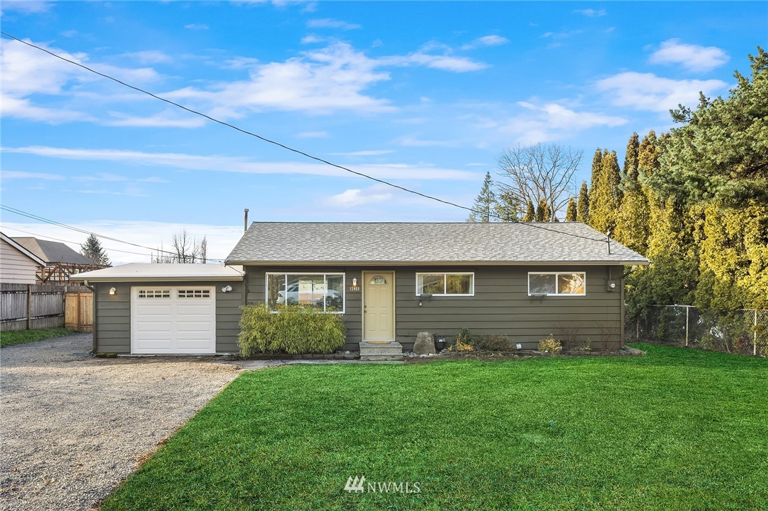 12469 156th Avenue Southeast Renton, WA 98059 - Photo 2 of 21 Gallery Image 2