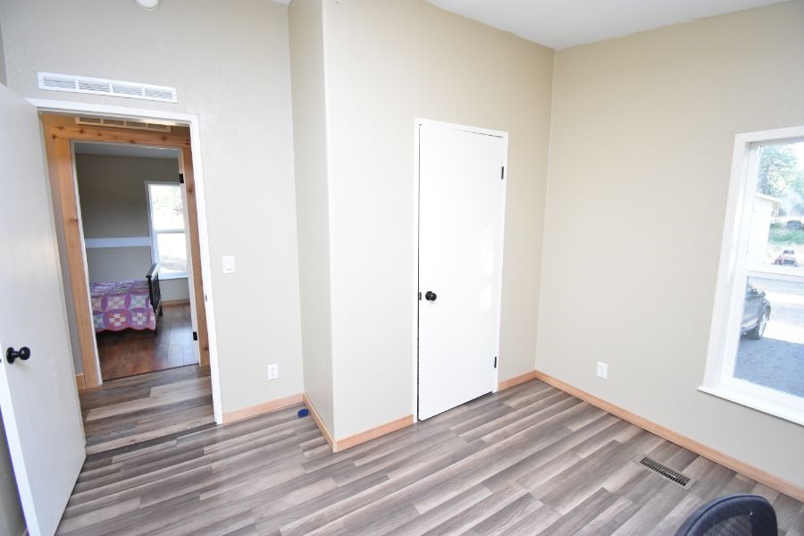 27305 West Tucker Prairie Road Cheney, WA 99004 - Photo 18 of 33