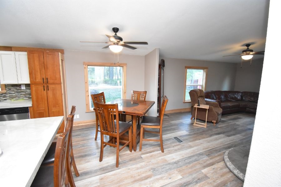 27305 West Tucker Prairie Road Cheney, WA 99004 - Photo 7 of 33