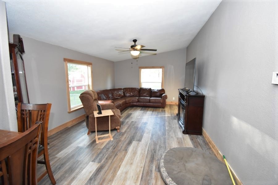 27305 West Tucker Prairie Road Cheney, WA 99004 - Photo 9 of 33