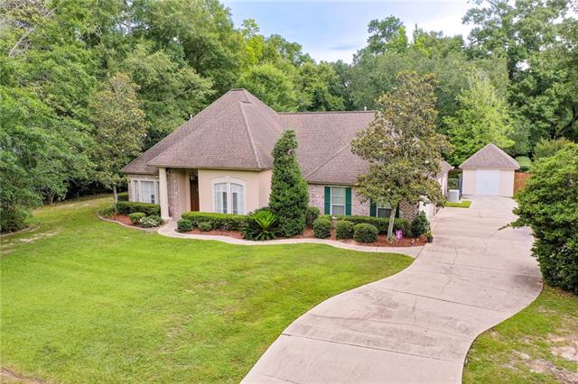 451 Autumnwood Road Slidell, LA 70458 - Photo 2 of 45