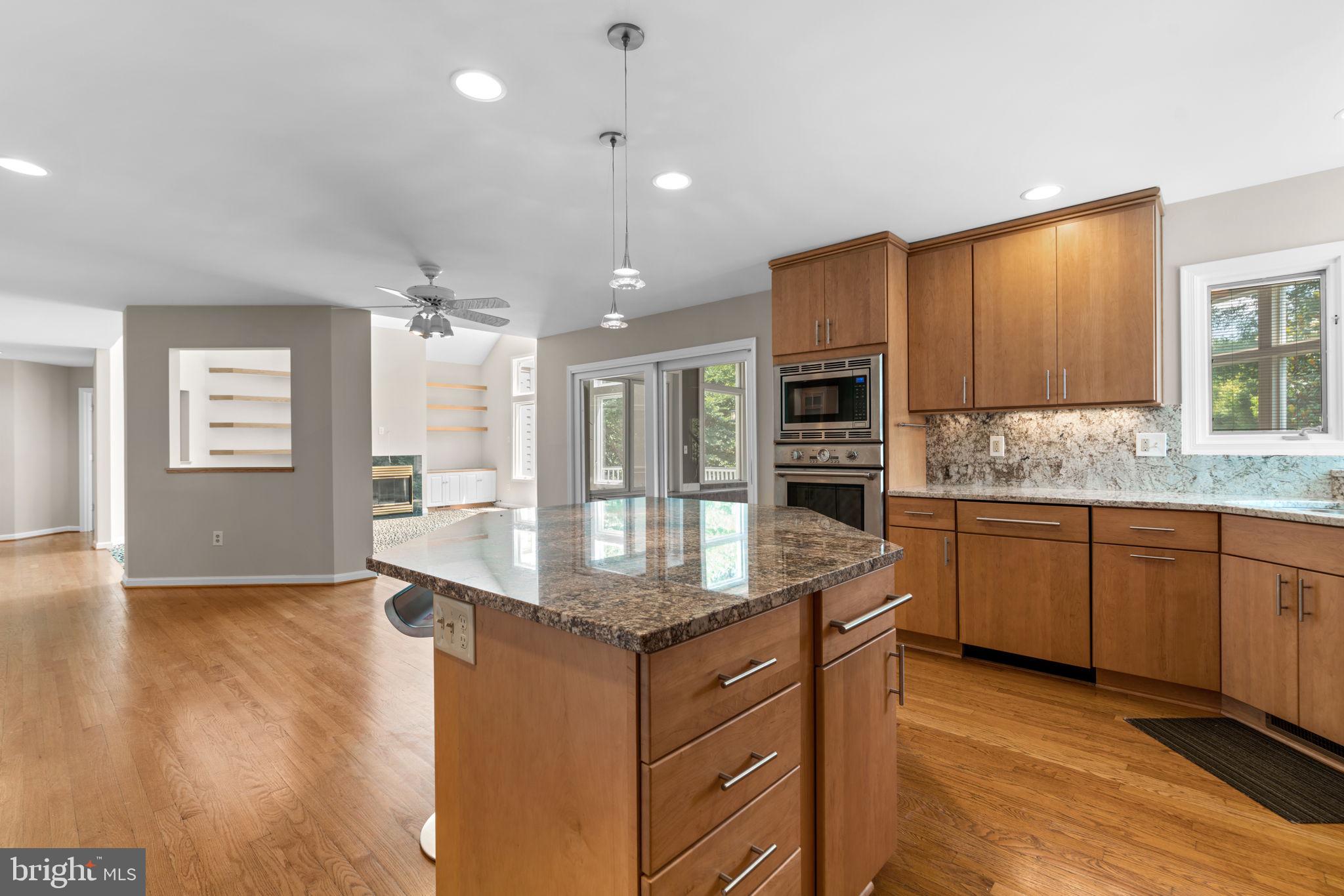11300 Ridermark Row Columbia, MD 21044 - Photo 17 of 81 Kitchen