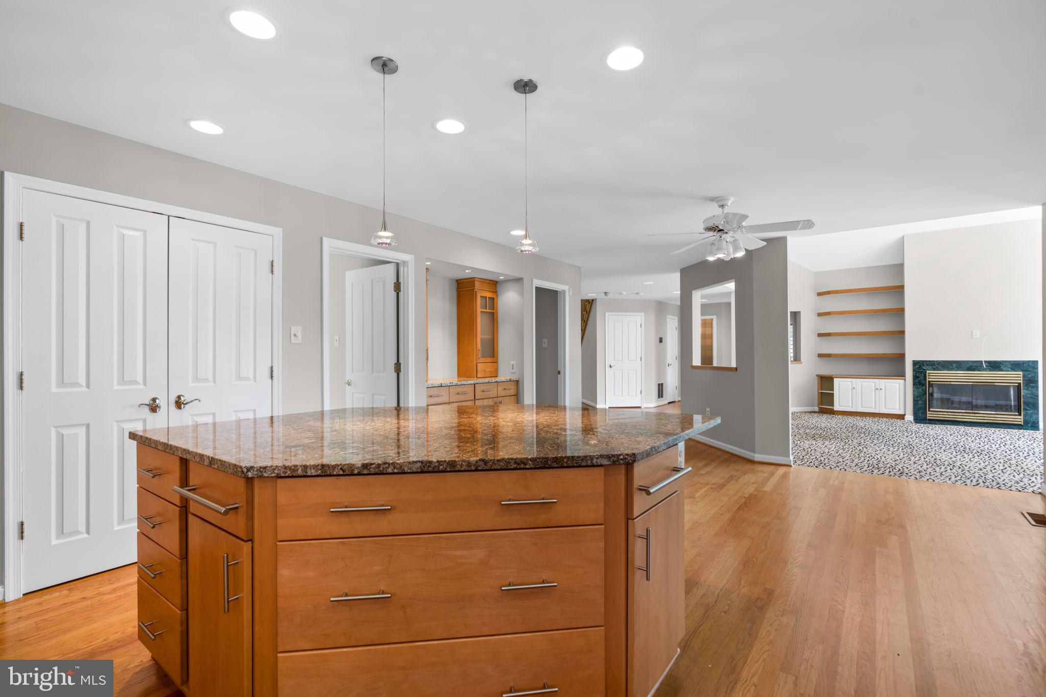 11300 Ridermark Row Columbia, MD 21044 - Photo 19 of 81 Kitchen