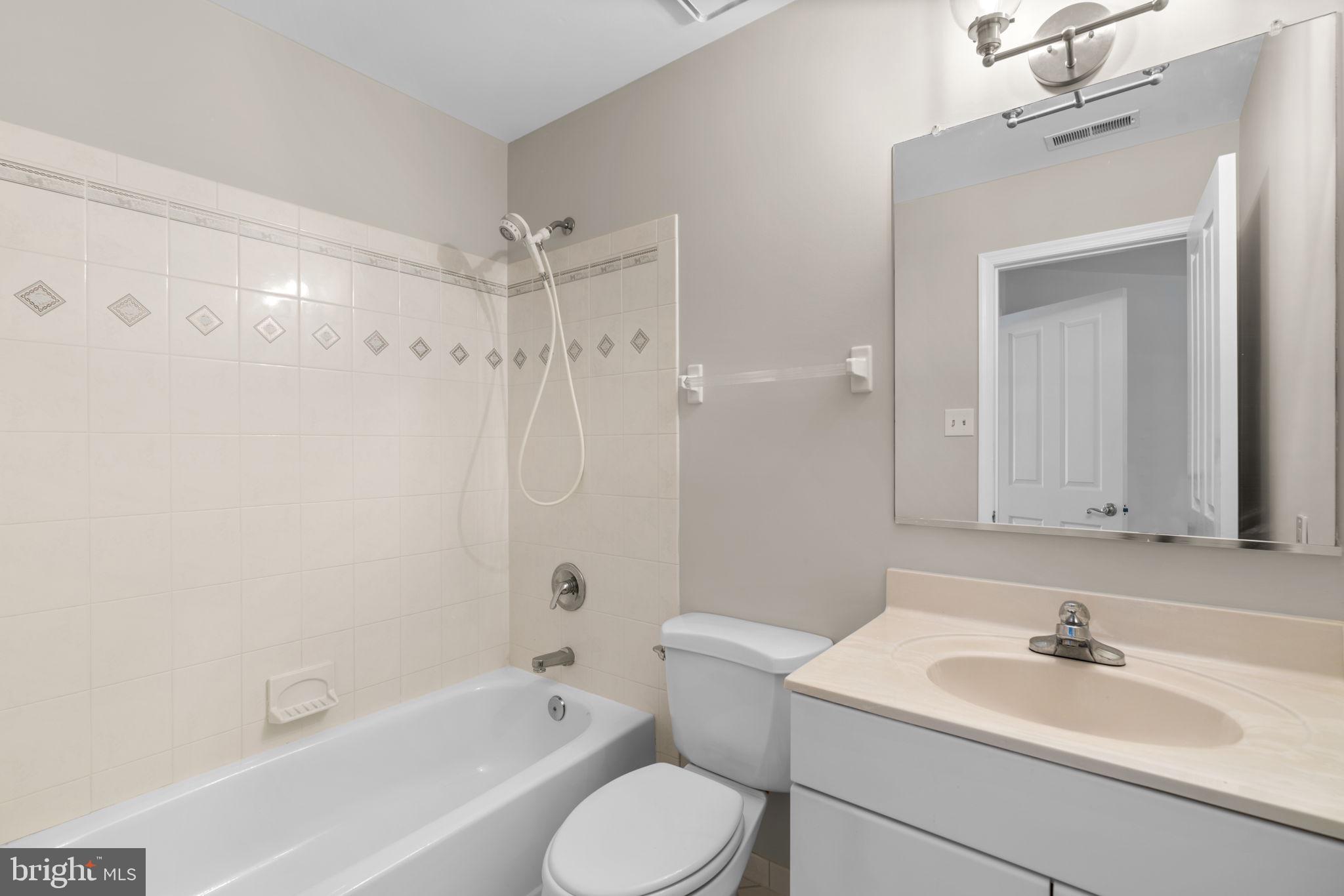 11300 Ridermark Row Columbia, MD 21044 - Photo 46 of 81 Full Bath (2)