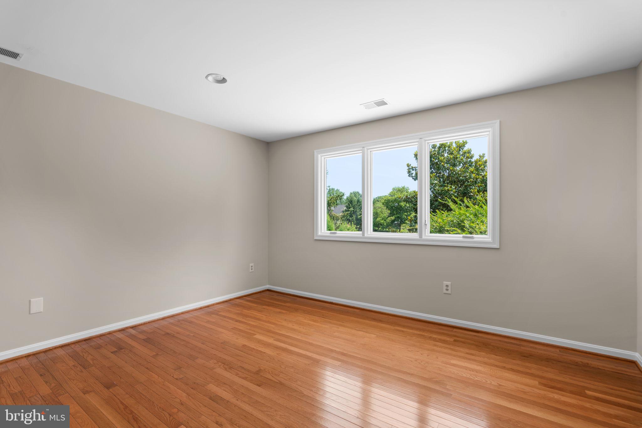 11300 Ridermark Row Columbia, MD 21044 - Photo 47 of 81 Bedroom 3