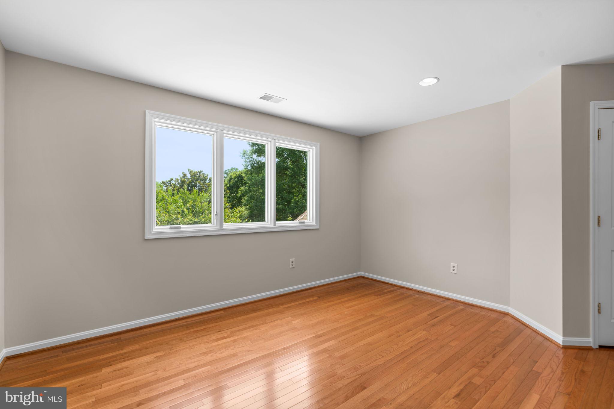 11300 Ridermark Row Columbia, MD 21044 - Photo 48 of 81 Bedroom 3