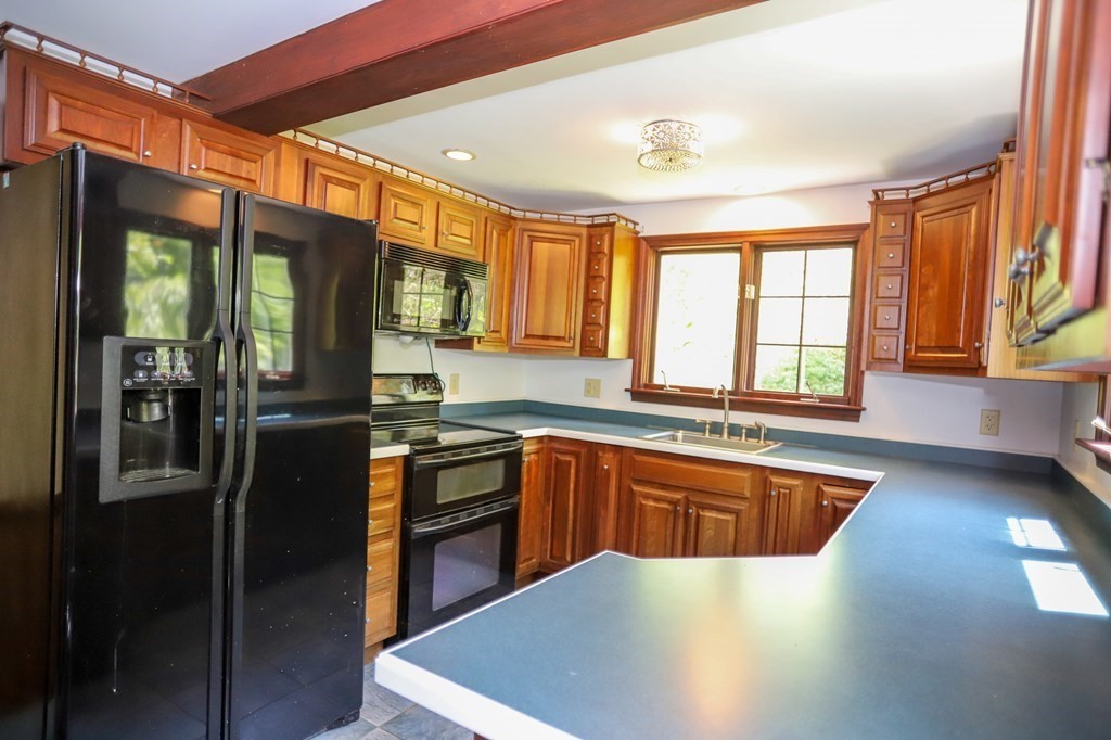 27 Mayo Road Hubbardston, MA 01452 - Photo 14 of 29 Gallery Image 14