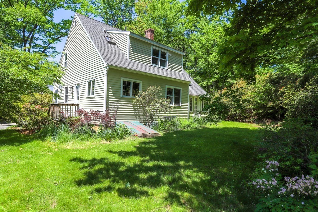27 Mayo Road Hubbardston, MA 01452 - Photo 3 of 29 Gallery Image 3