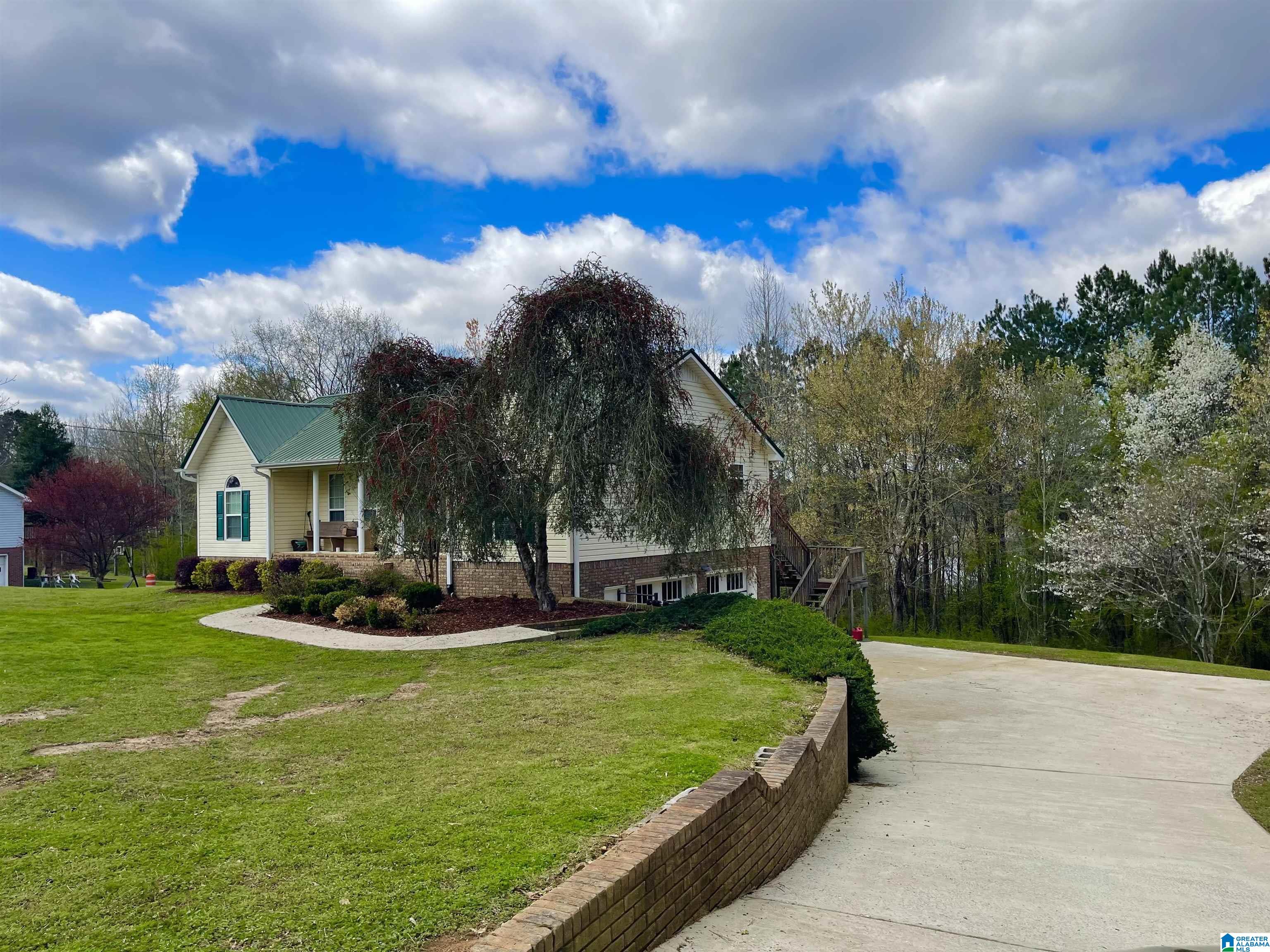 208 Elbert Gallimore Road Hayden, AL 35079 - Photo 2 of 32