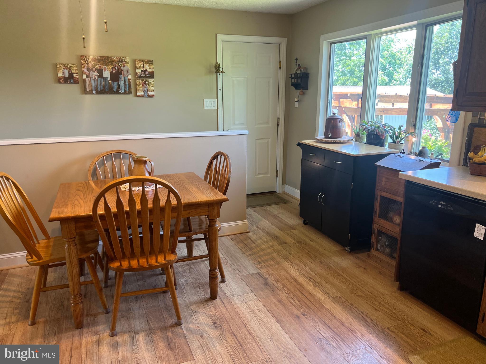 16208 Spade Road Hagerstown, MD 21740 - Photo 17 of 32 Dining