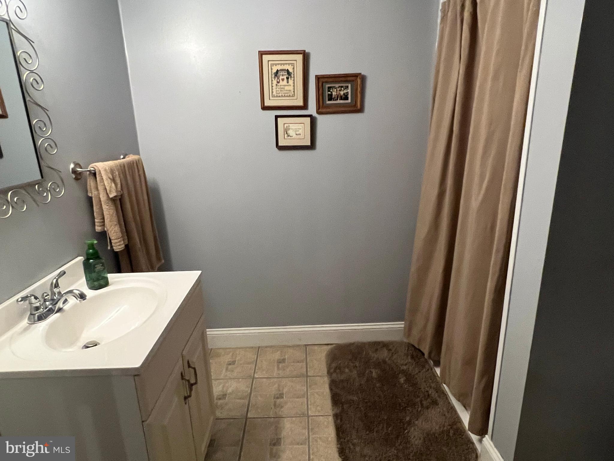 16208 Spade Road Hagerstown, MD 21740 - Photo 31 of 32 Lower level full bath