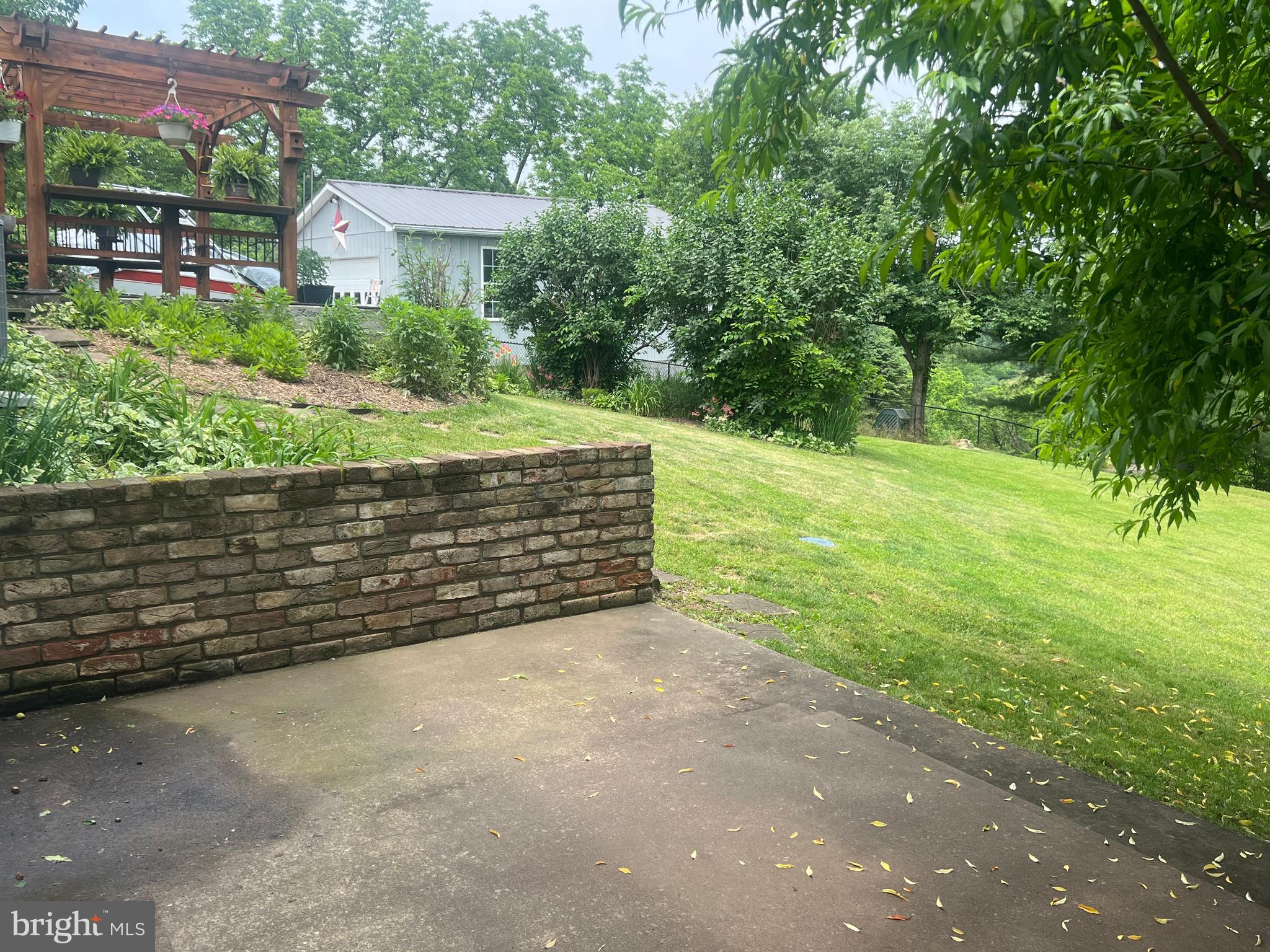 16208 Spade Road Hagerstown, MD 21740 - Photo 5 of 32 Lower level Patio