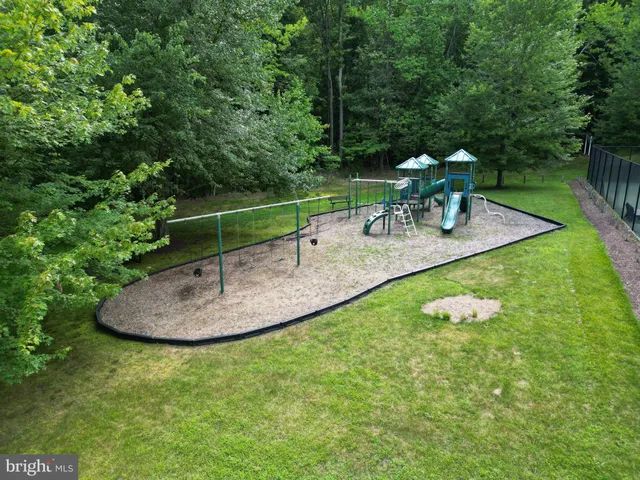 a view of a tennis court