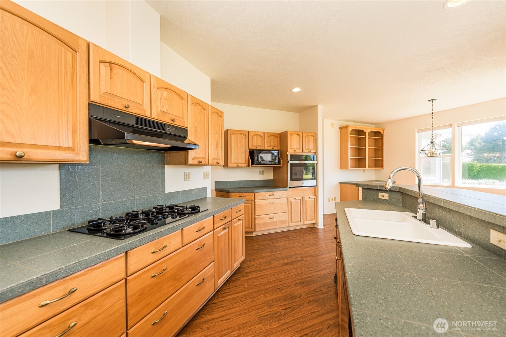 1702 Lotzgesell Road Sequim, WA 98382 - Photo 11 of 40 Gallery Image 11