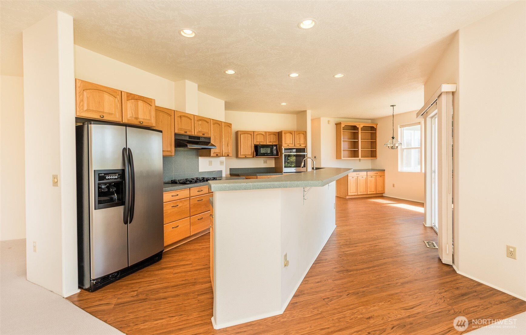 1702 Lotzgesell Road Sequim, WA 98382 - Photo 10 of 40 Gallery Image 10