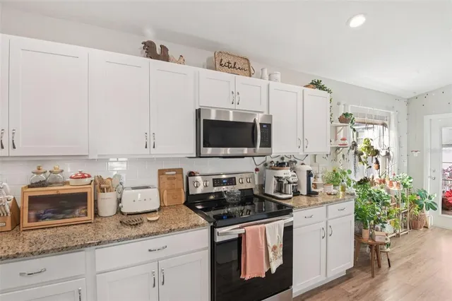 $300,000 | 523 Valentina Lane, Auburndale, FL 33823