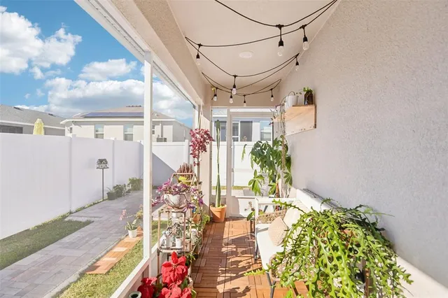 $300,000 | 523 Valentina Lane, Auburndale, FL 33823