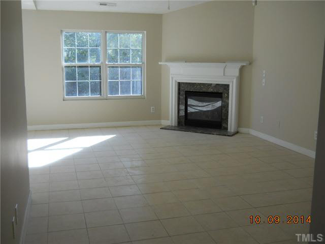 2933 Trassacks Drive Raleigh, NC 27610 - Photo 4 of 11