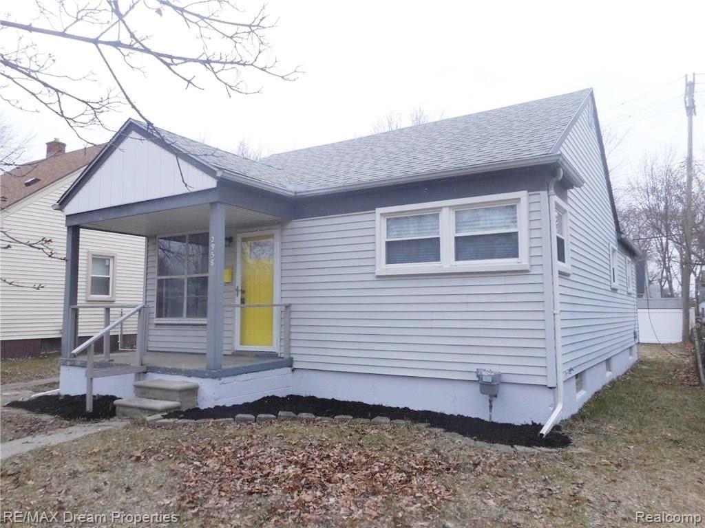 2958 Greenfield Road Berkley, MI 48072 - Photo 5 of 33 13.jpg