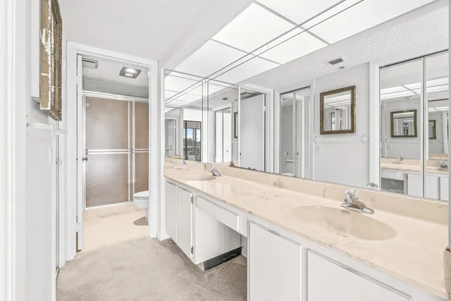 a view of a walk in closet