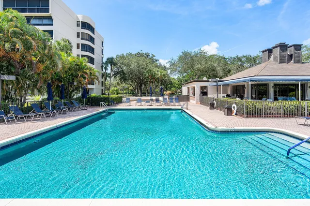 $232,000 | 6620 Boca Del Mar Drive, Unit 407, Boca Raton, FL 33433