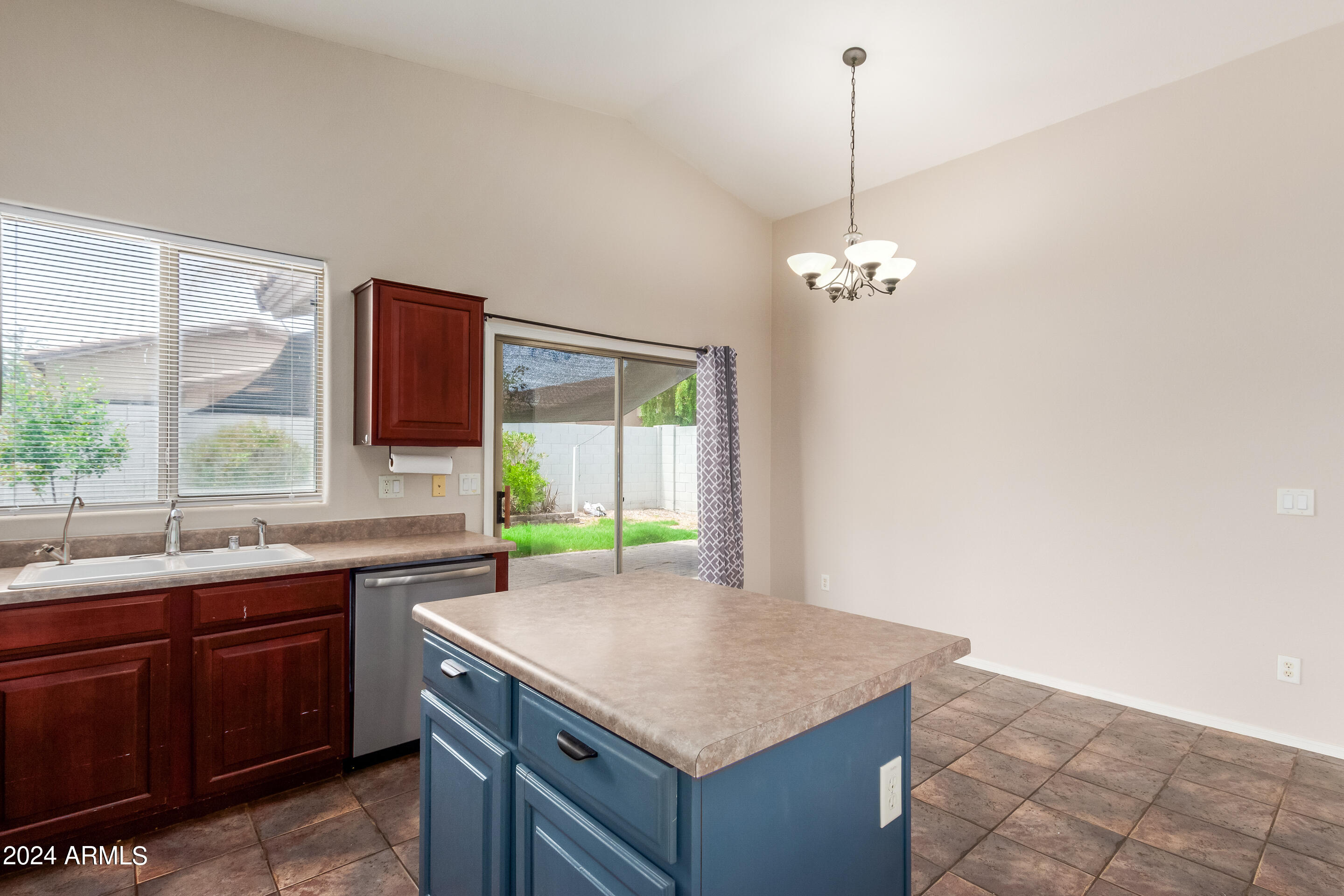 4004 East Ironhorse Road Gilbert, AZ 85297 - Photo 14 of 53 17 - Ironhorse