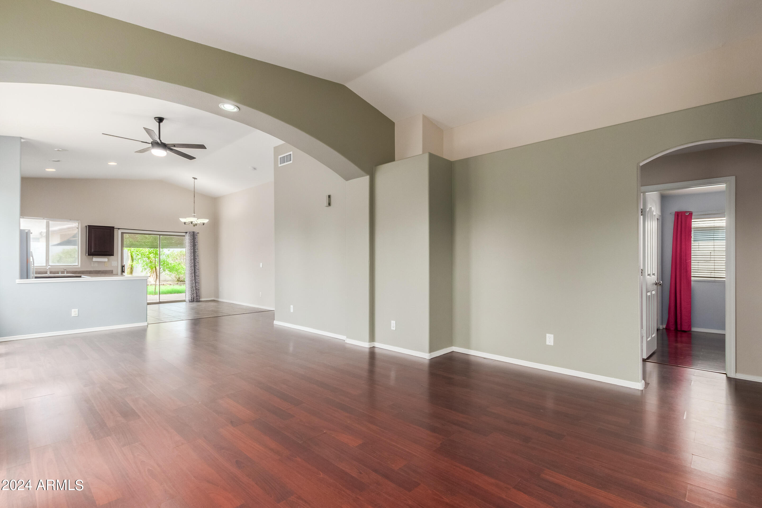 4004 East Ironhorse Road Gilbert, AZ 85297 - Photo 5 of 53 09 - Ironhorse