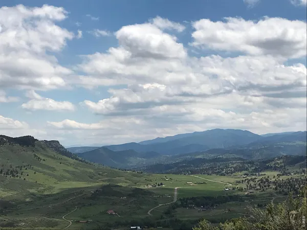 $1,095,000 | 1050 Sunrise Drive, Lyons, CO 80540
