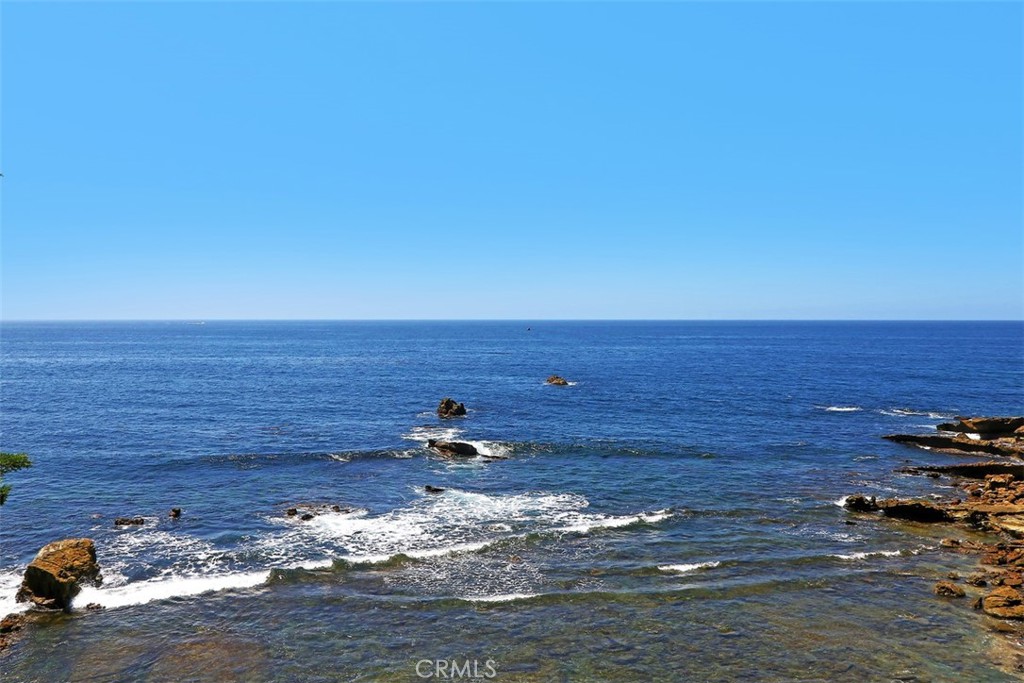 287 Myrtle Street Laguna Beach, CA 92651 - Photo 36 of 50 a view of ocean view