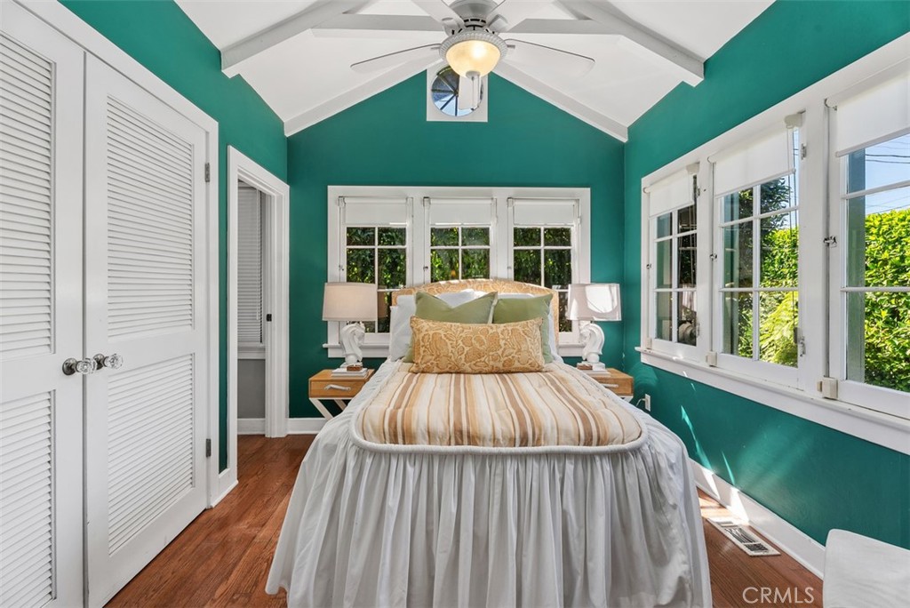 287 Myrtle Street Laguna Beach, CA 92651 - Photo 5 of 50 a view of a house with a patio