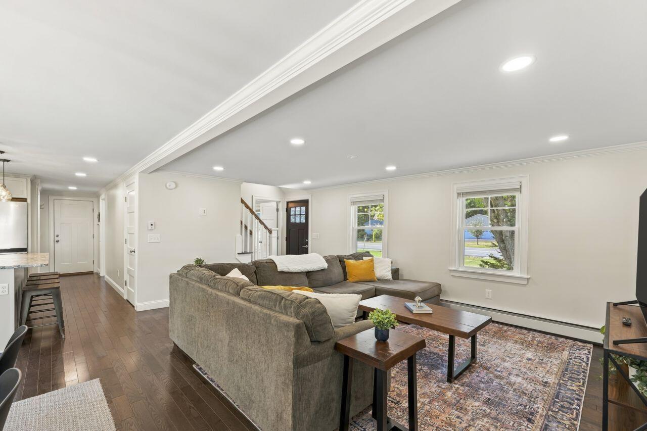 1284 New County Road, Dayton