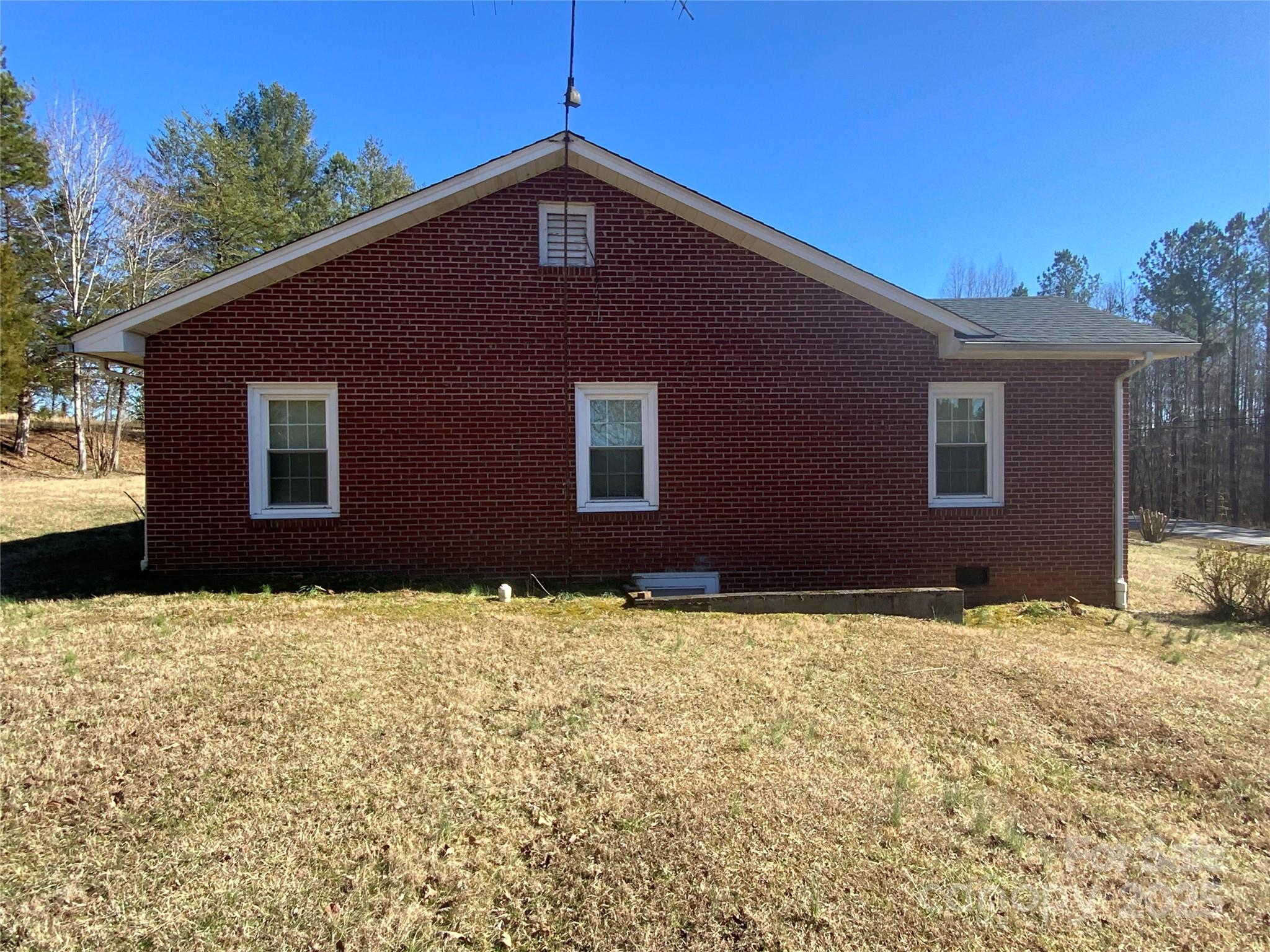 134 Oscar Justice Road Rutherfordton, NC 28139 - Photo 3 of 24