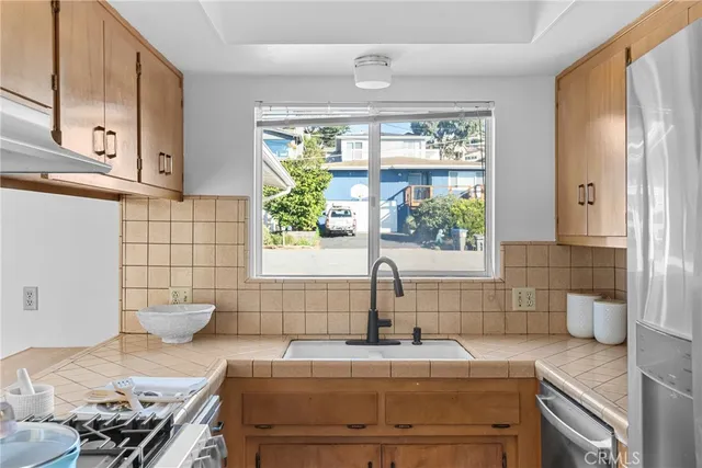 $835,000 | 2455 Ironwood Avenue, Morro Bay, CA 93442